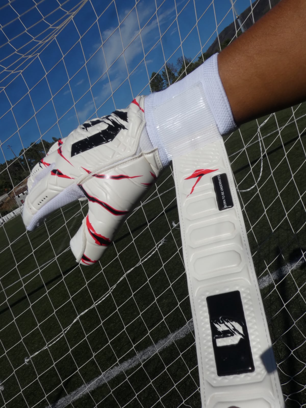 TIGER - WHITE & RED