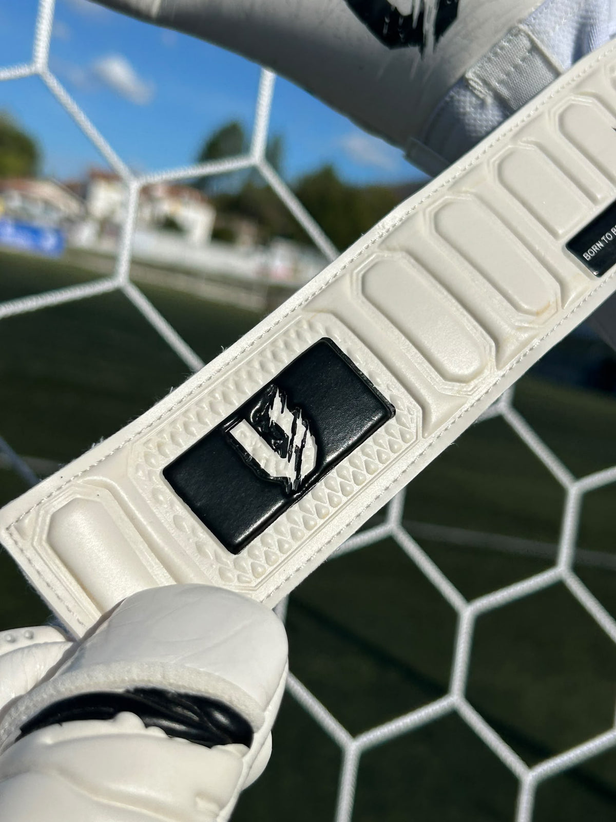 TIGER - WHITE & BLACK ELITE